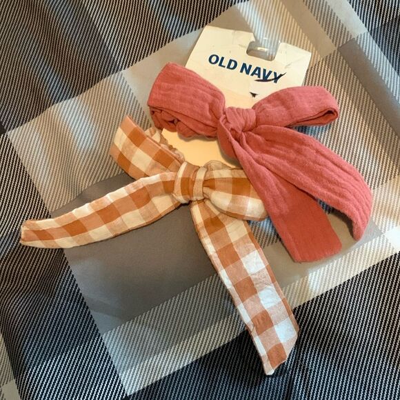 “Stripe Up the Band” 2 Pk Bows & 2 Pk Hair Bands and “Spice Girl” Bow 2 Pk - Picture 2 of 9